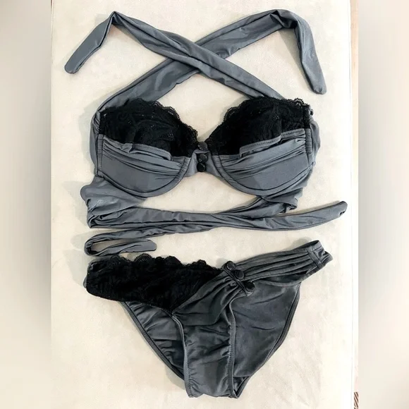 COPY - Beach Bunny Runway Edition Bikini Grey/black lace with buttons on the bo… - Picture 4 of 16